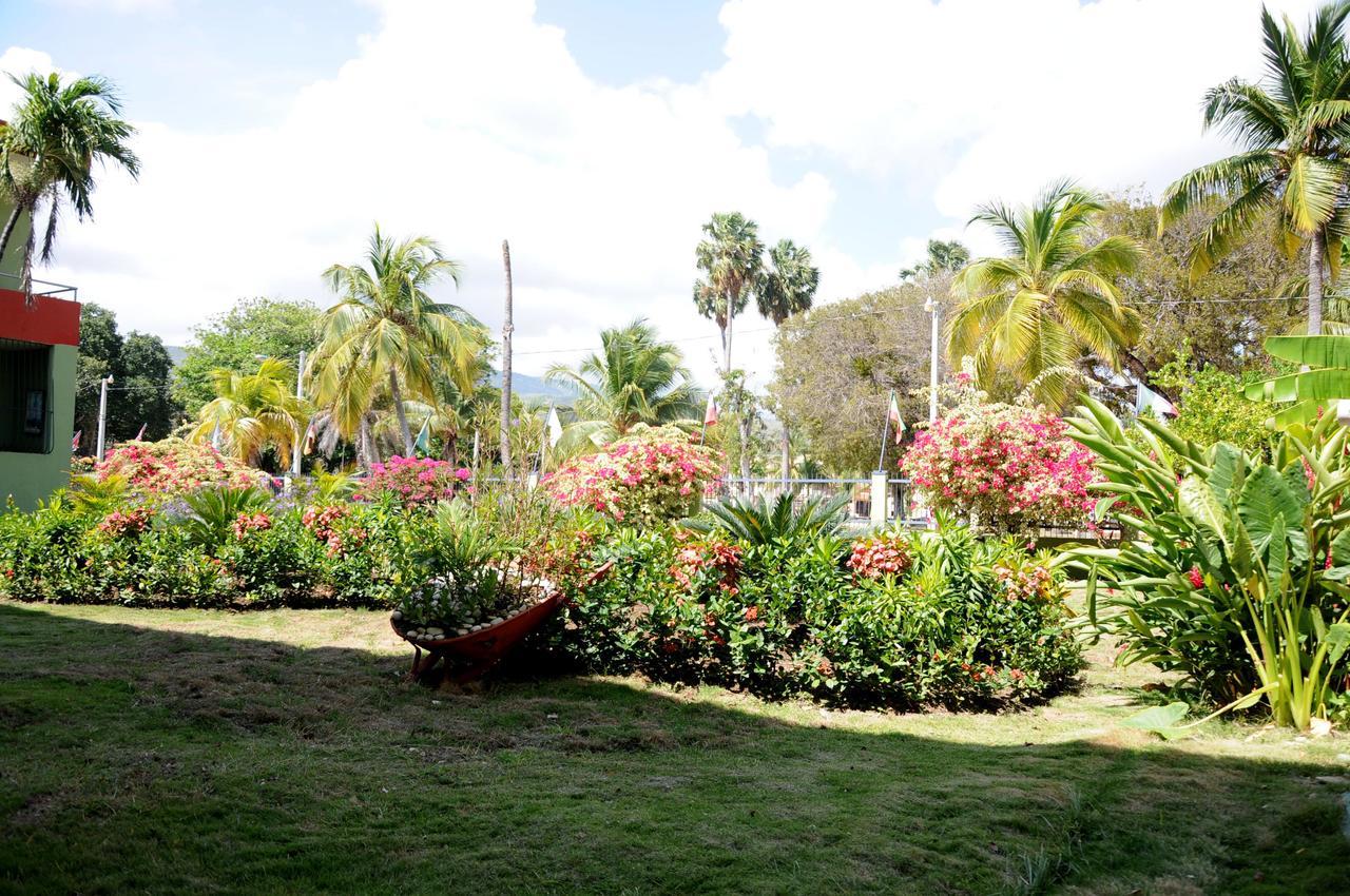 Hotel Guarocuya De Barahona Buitenkant foto