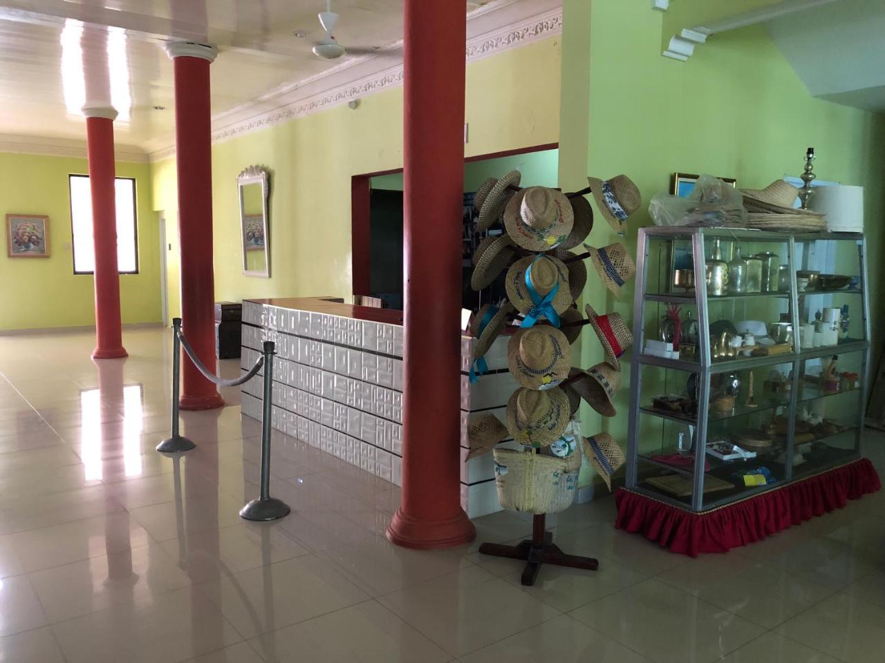 Hotel Guarocuya De Barahona Buitenkant foto