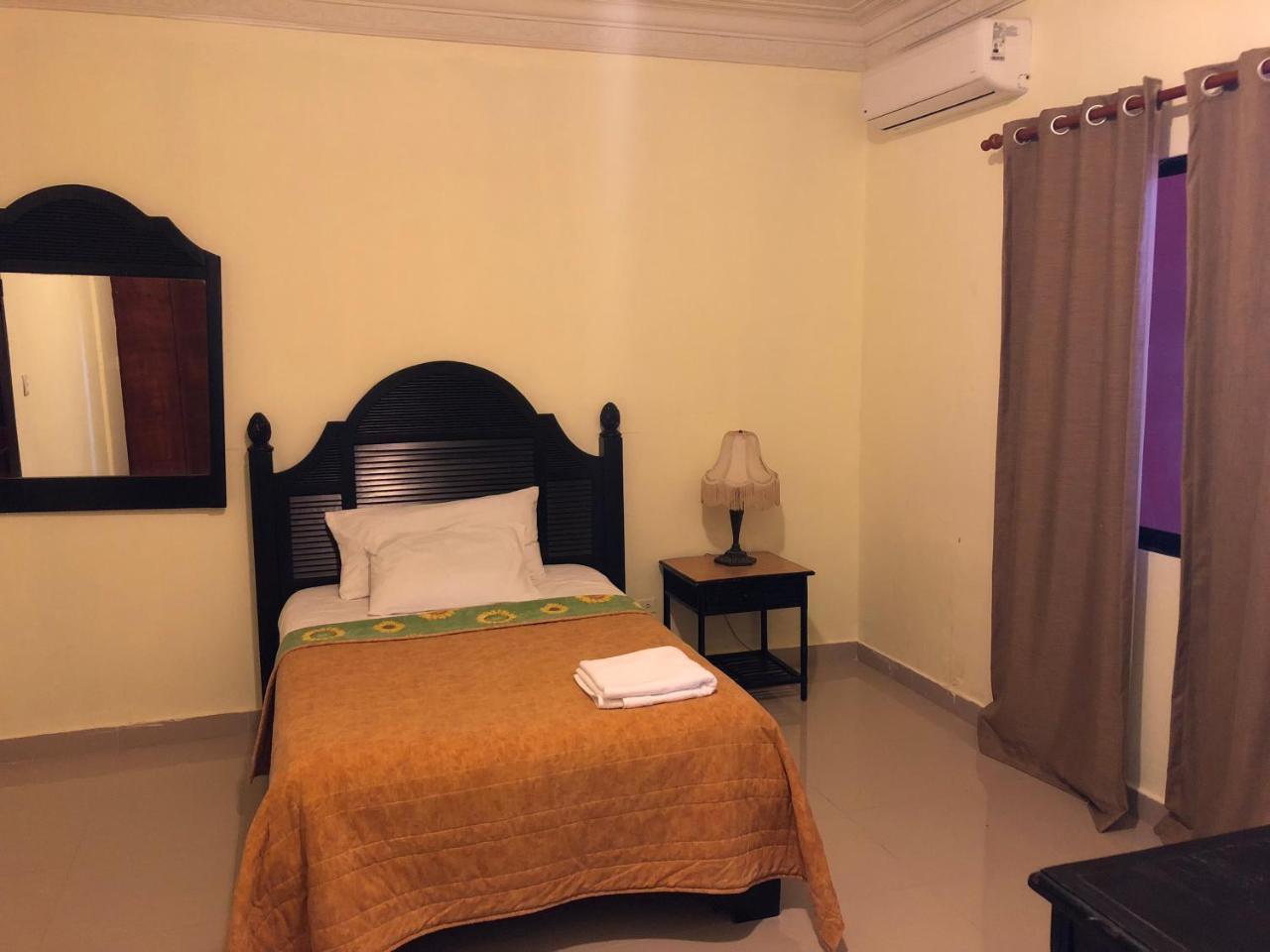 Hotel Guarocuya De Barahona Buitenkant foto