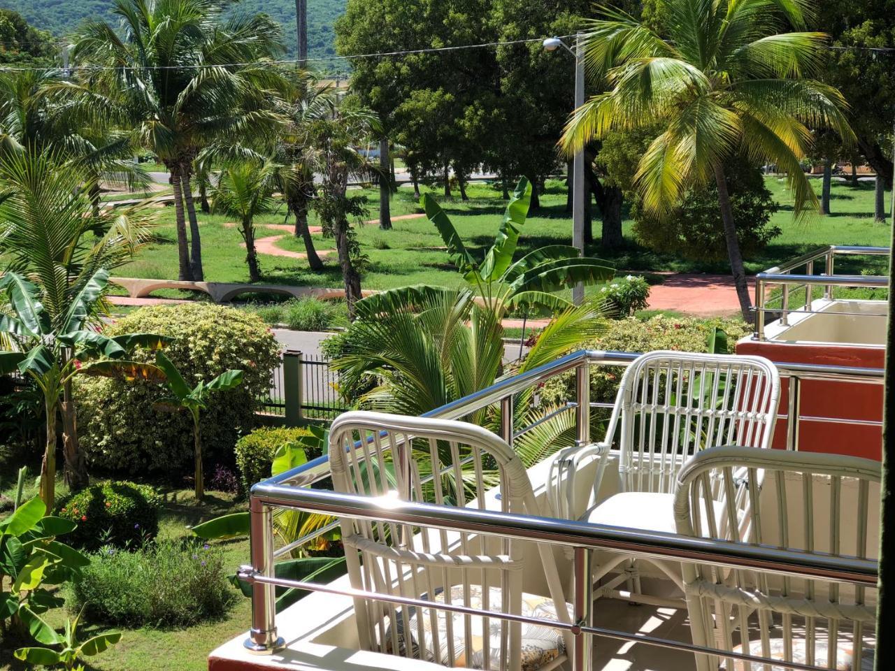Hotel Guarocuya De Barahona Buitenkant foto